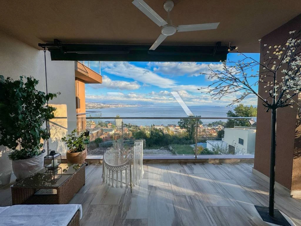 Appartamento a Opatija, Croazia, 78 m² - foto 1