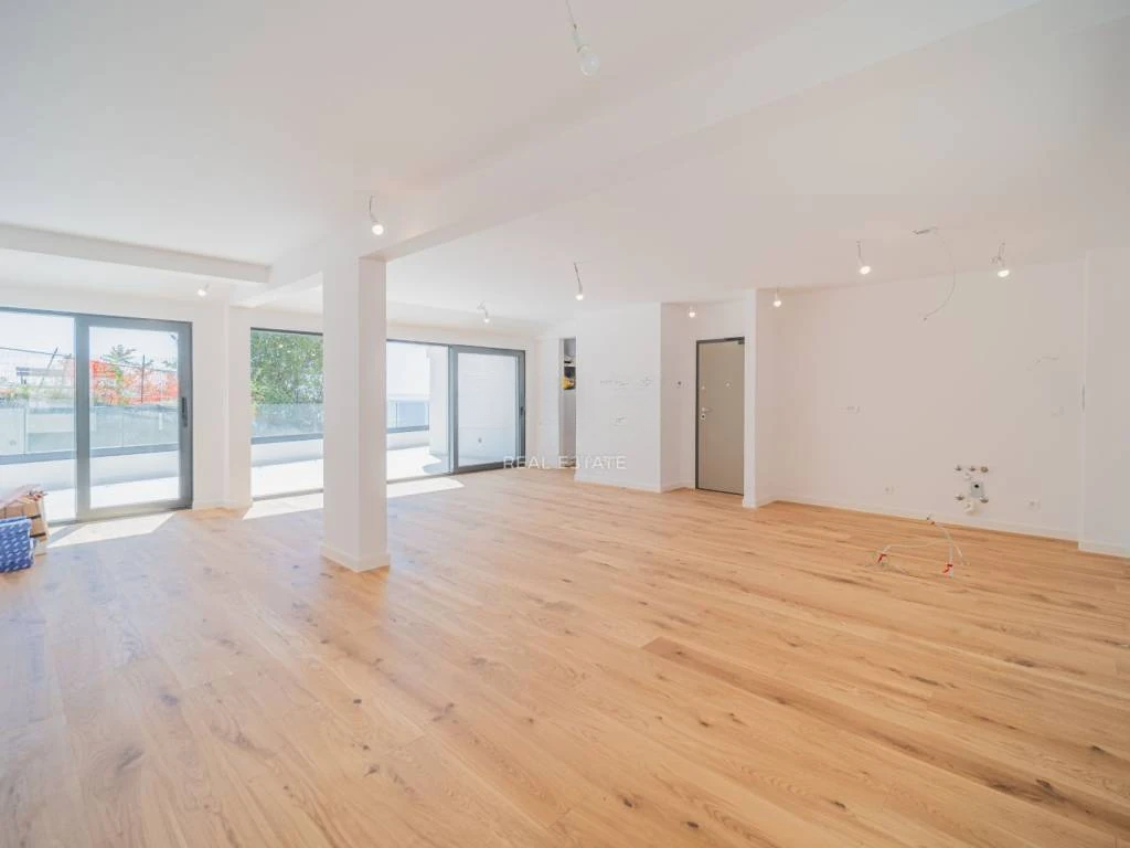 Flat in Opatija, Croatia, 240 m² - picture 1