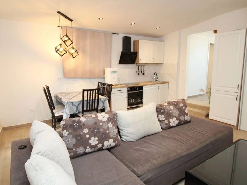 Maison à Opatija, Croatie, 46 m² - image 1