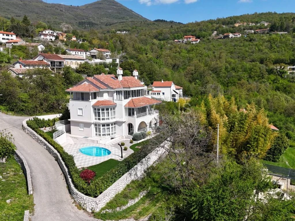 House in Opatija, Croatia, 180 m² - picture 1