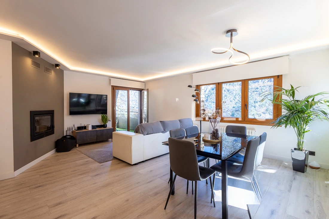 Flat in Santa Coloma, Andorra, 157 m² - picture 1