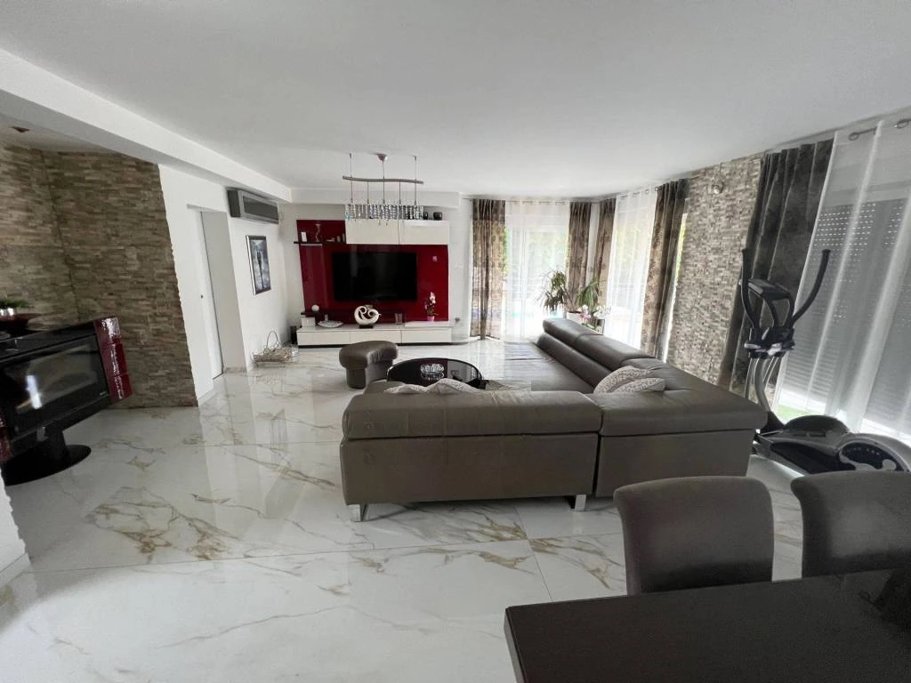 Wohnung in Opatija, Kroatien, 697 m² - Foto 1