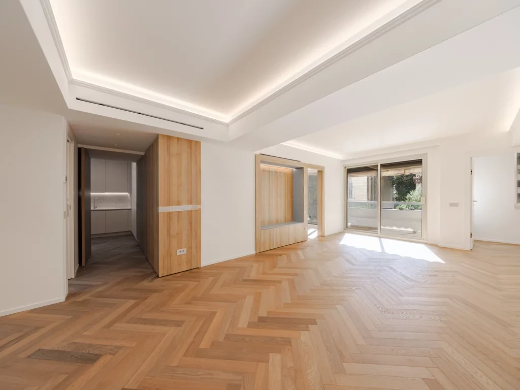 Flat in La Condamine, Monaco, 113 m² - picture 1