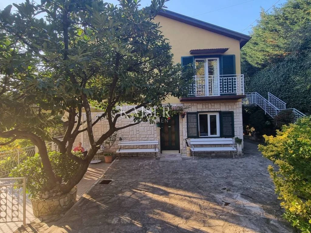 Casa a Opatija, Croazia, 240 m² - foto 1