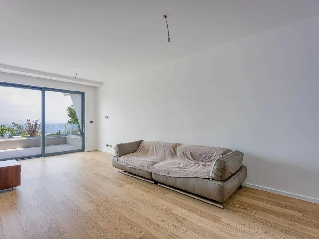 Flat in Opatija, Croatia - picture 2