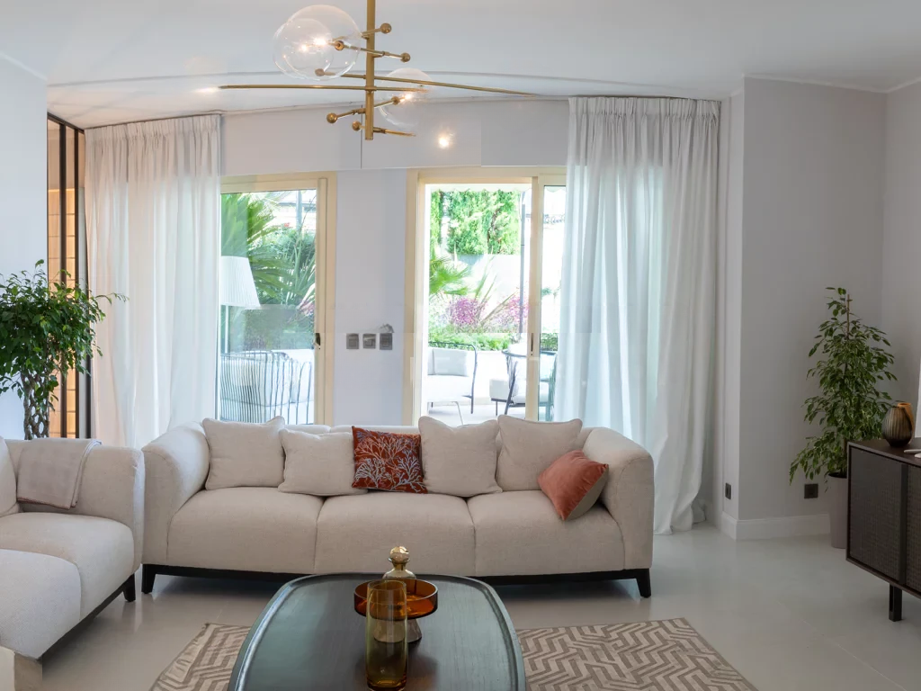 Flat in Saint Roman, Monaco, 291 m² - picture 2