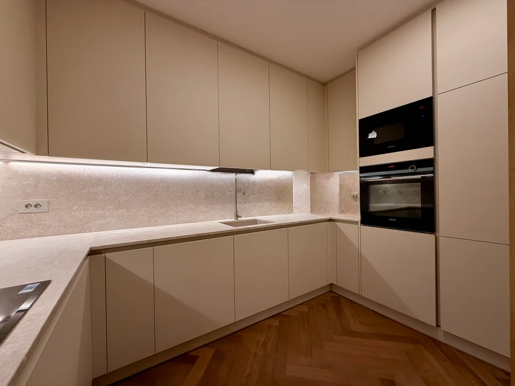 Appartement à La Condamine, Monaco, 113 m² - image 4