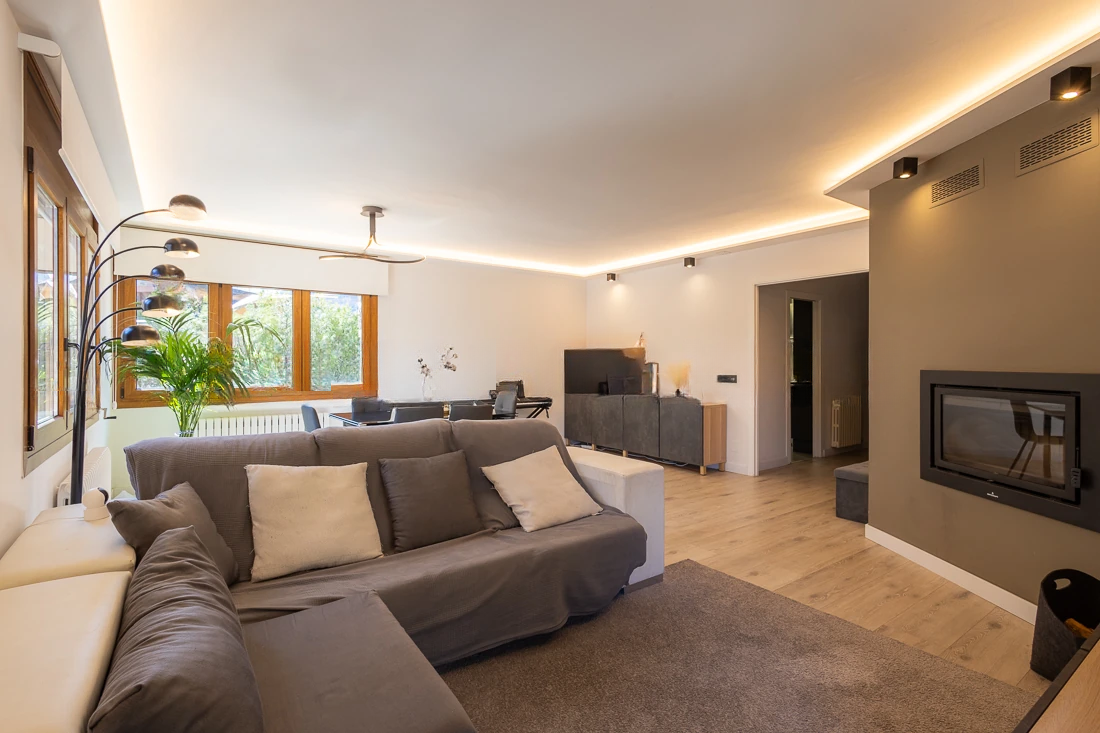 Flat in Santa Coloma, Andorra, 157 m² - picture 6