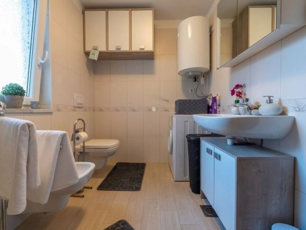 Flat in Opatija, Croatia, 80 m² - picture 6