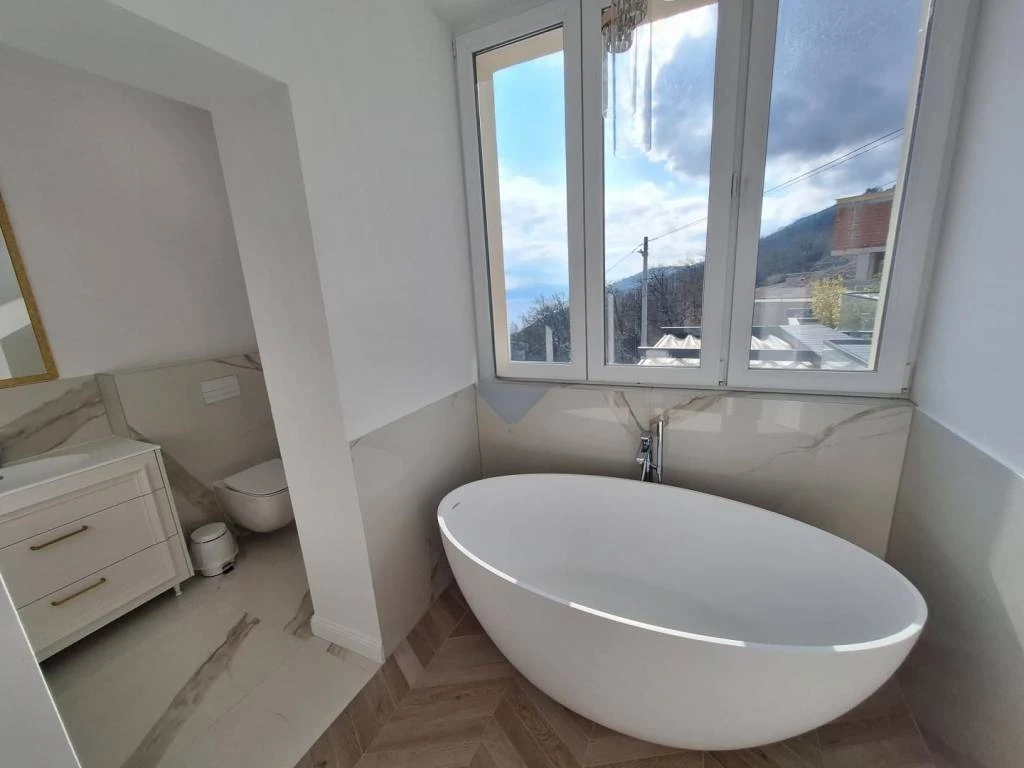 Flat in Opatija, Croatia, 66 m² - picture 10