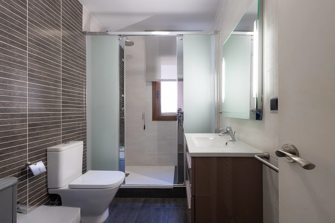 Flat in Santa Coloma, Andorra, 157 m² - picture 11