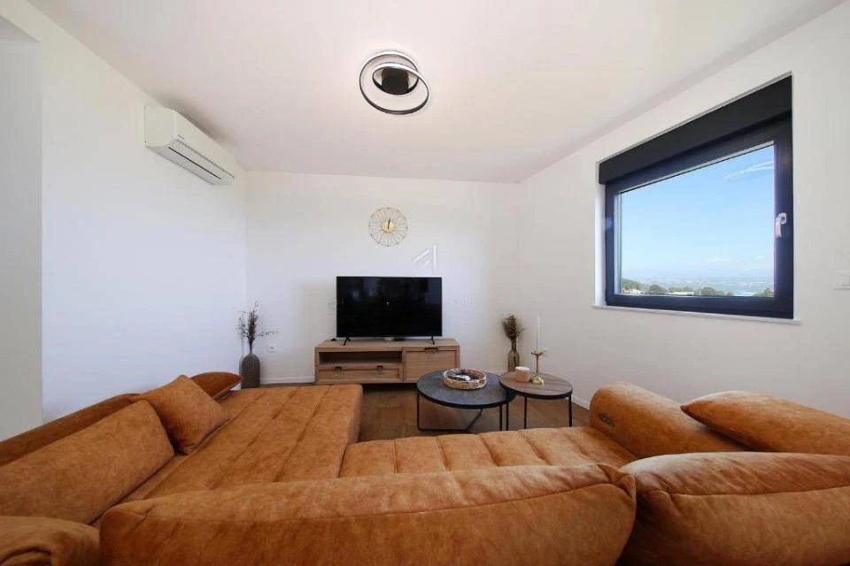 Flat in Opatija, Croatia, 108 m² - picture 13