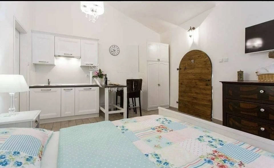 Flat in Opatija, Croatia, 173 m² - picture 12