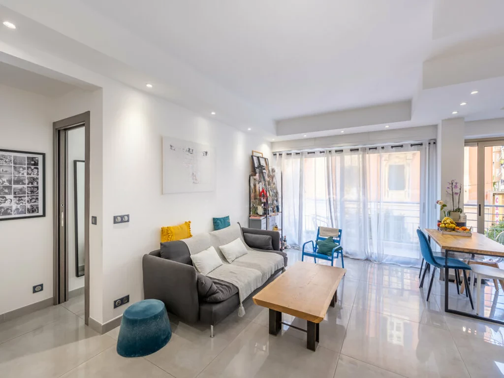 Flat in Monaco, Monaco, 95 m² - picture 1