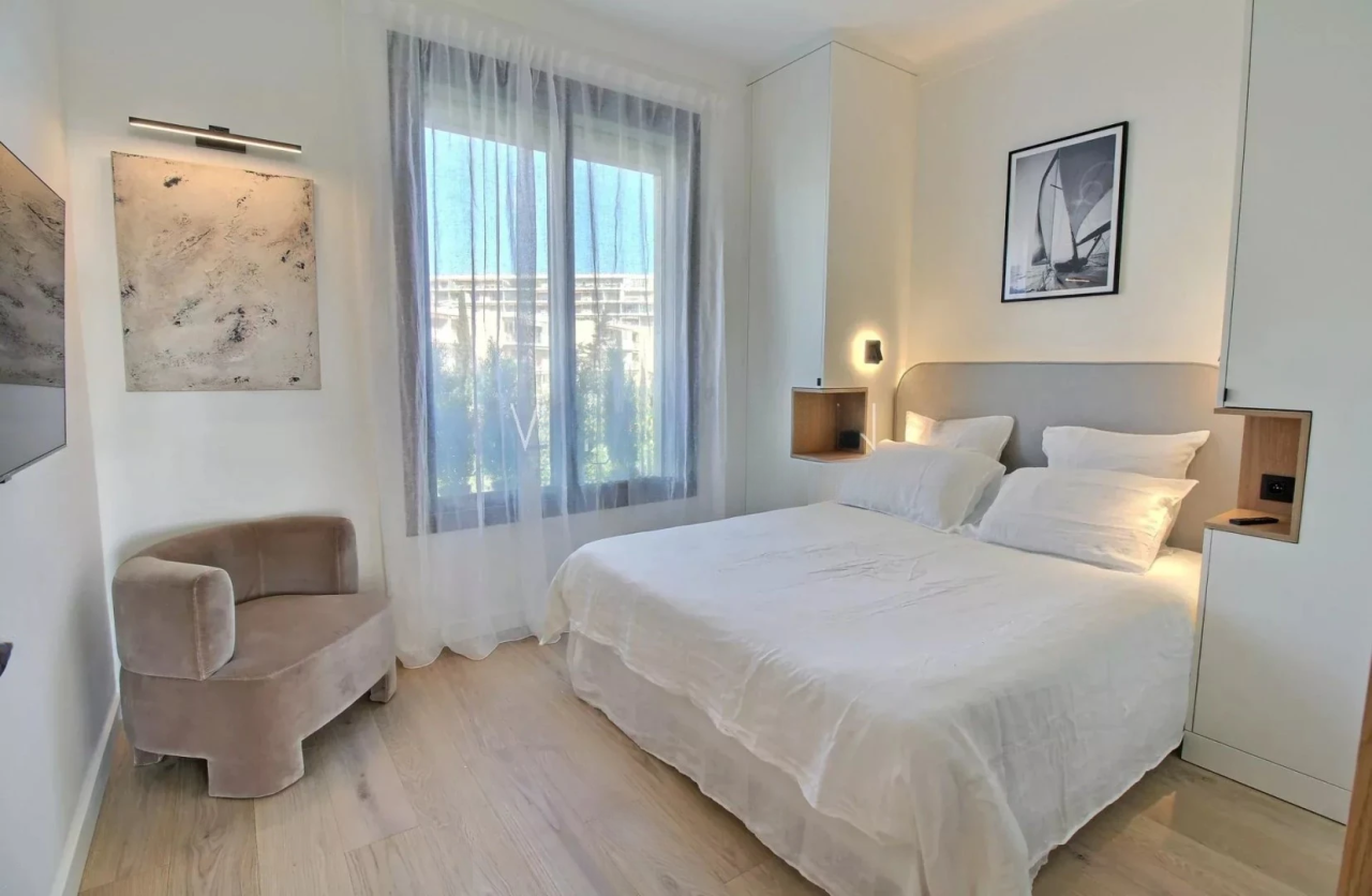 Flat in Cannes, France, 99 m² - picture 16