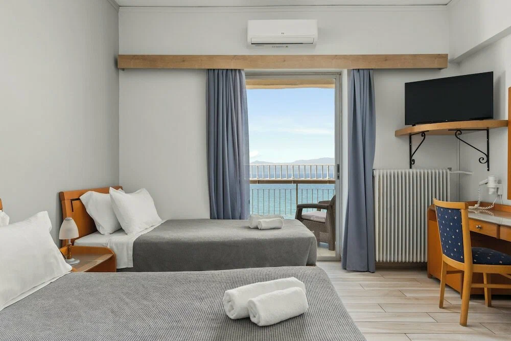 Hotel on Euboea, Greece, 700 m² - picture 1