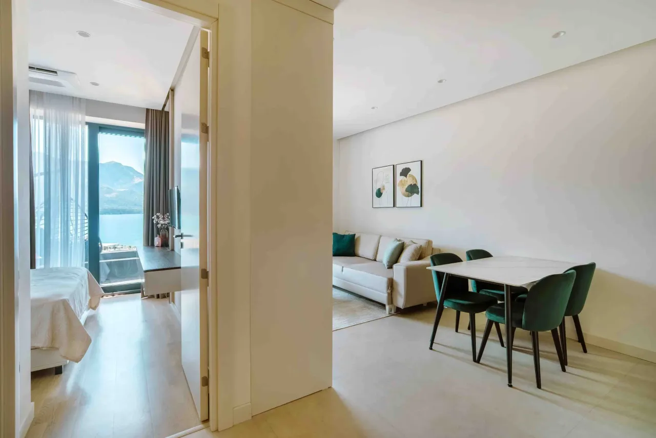 Flat in Becici, Montenegro, 49 m² - picture 3