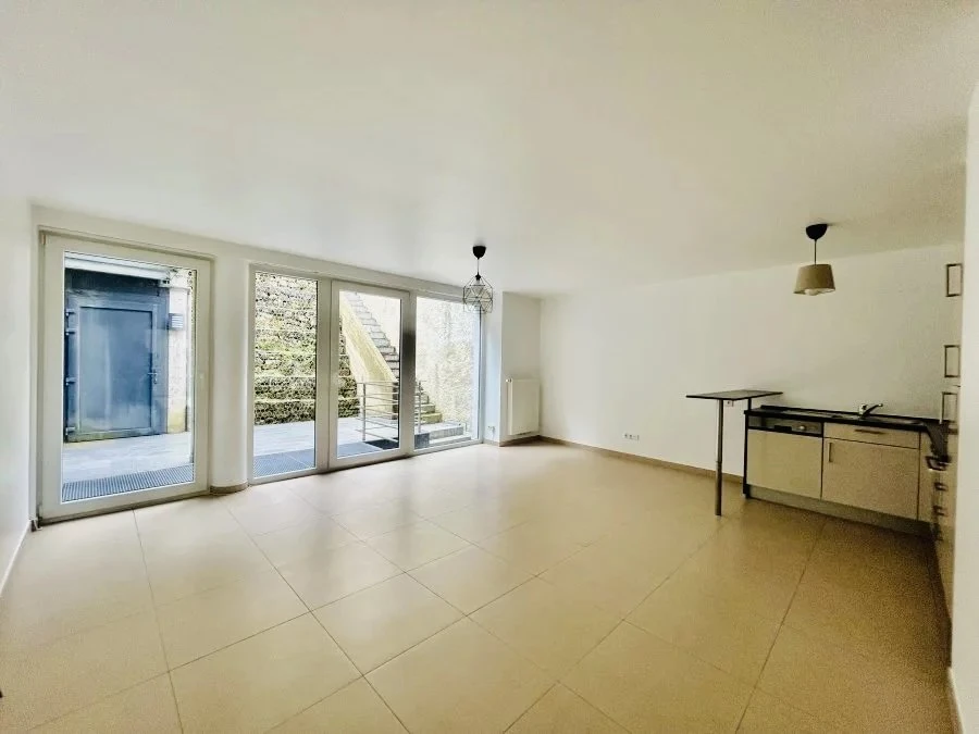 Flat in Luxembourg, Luxembourg, 63 m² - picture 2