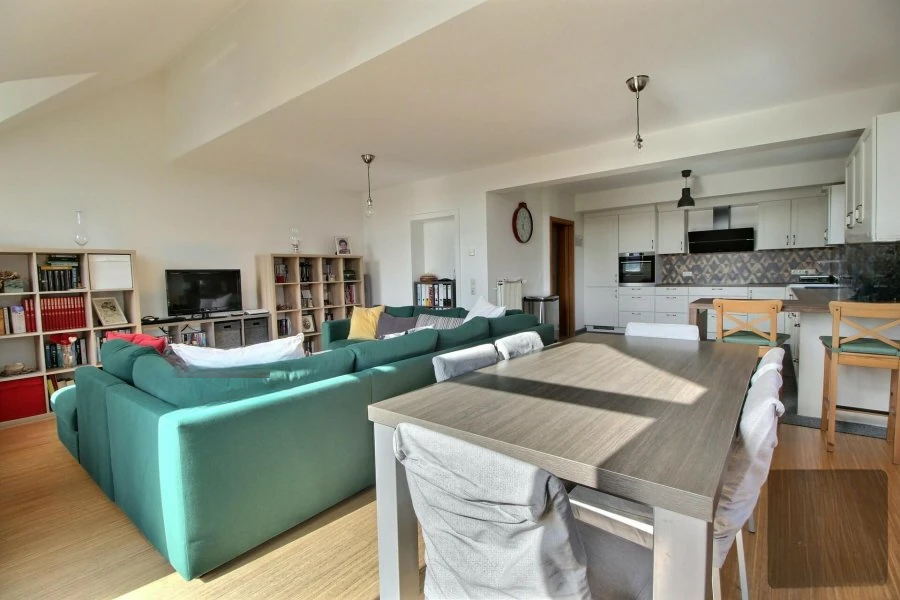 Flat in Luxembourg, Luxembourg, 94 m² - picture 5