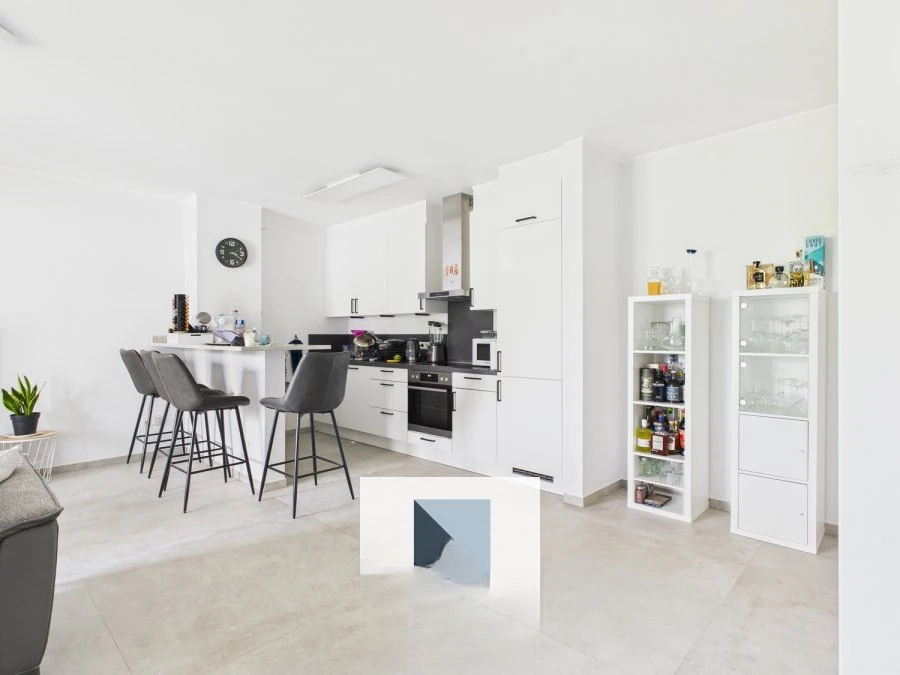 Flat in Luxembourg, Luxembourg, 66 m² - picture 2