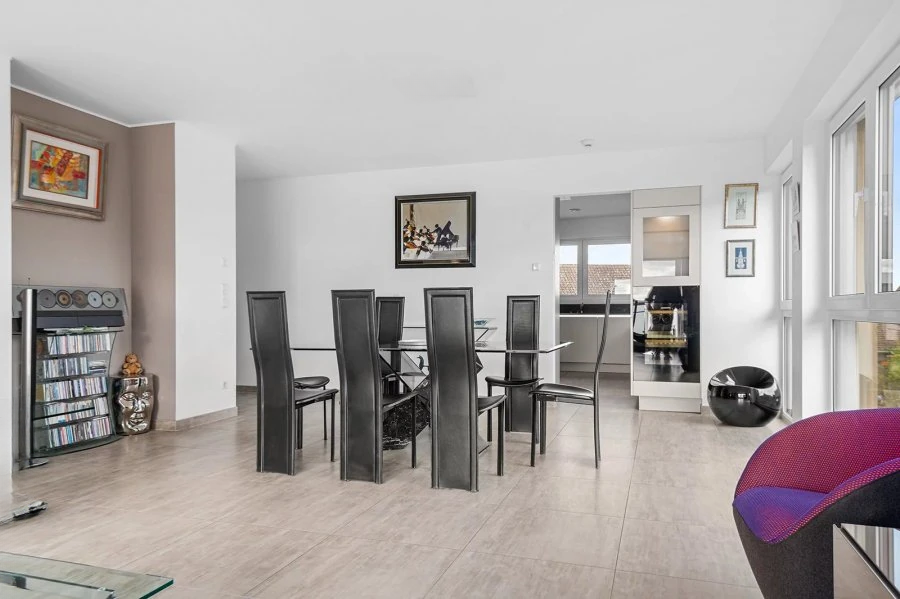Flat in Luxembourg, Luxembourg, 135 m² - picture 6