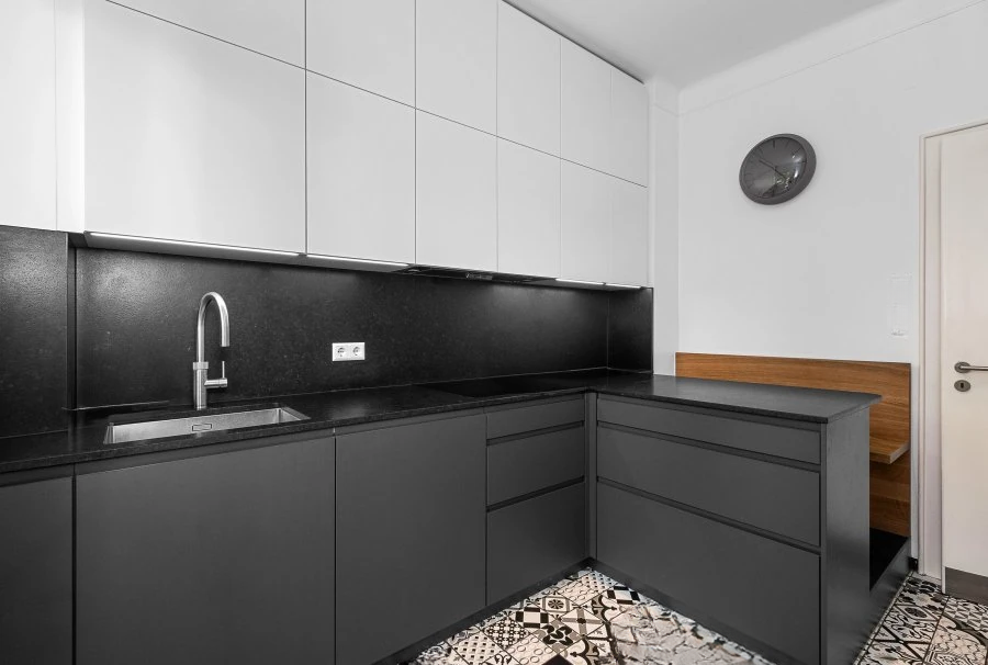 Flat in Luxembourg, Luxembourg, 242 m² - picture 7