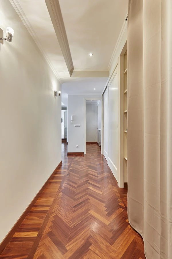 Flat in Luxembourg, Luxembourg, 115 m² - picture 7