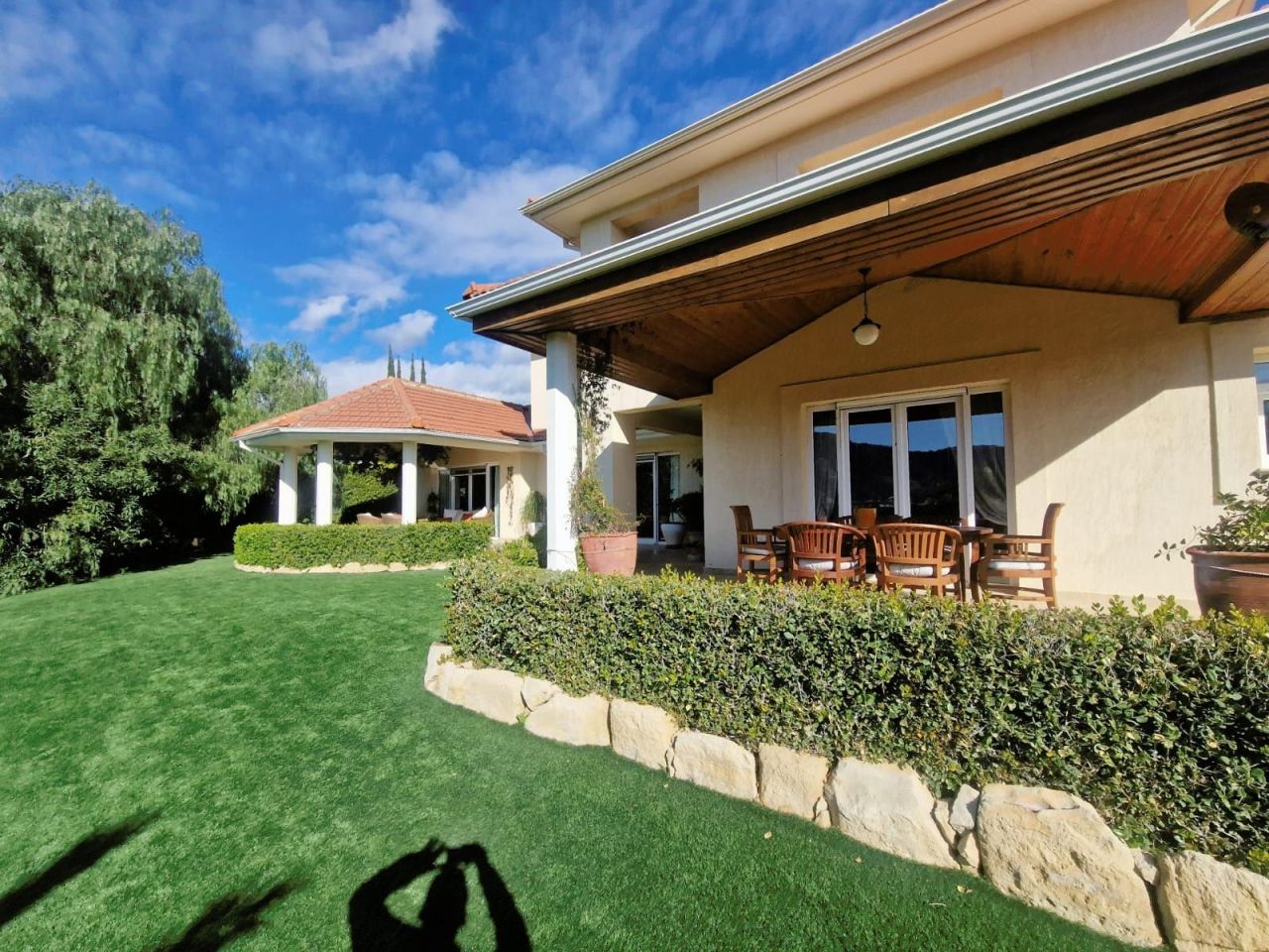 Maison à Lania, Chypre, 270 m² - image 5