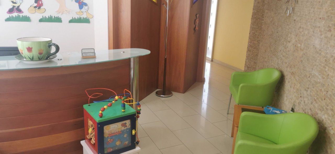 Bureau Agia Zoni, Chypre, 70 m² - image 9
