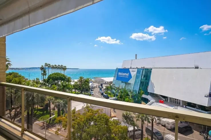 Appartamento a Cannes, Francia, 53 m² - foto 1