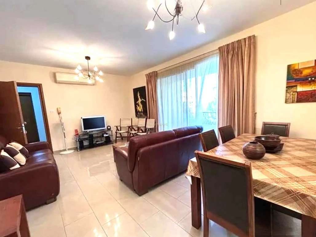 Wohnung in Mesa Geitonia, Zypern, 121 m² - Foto 1