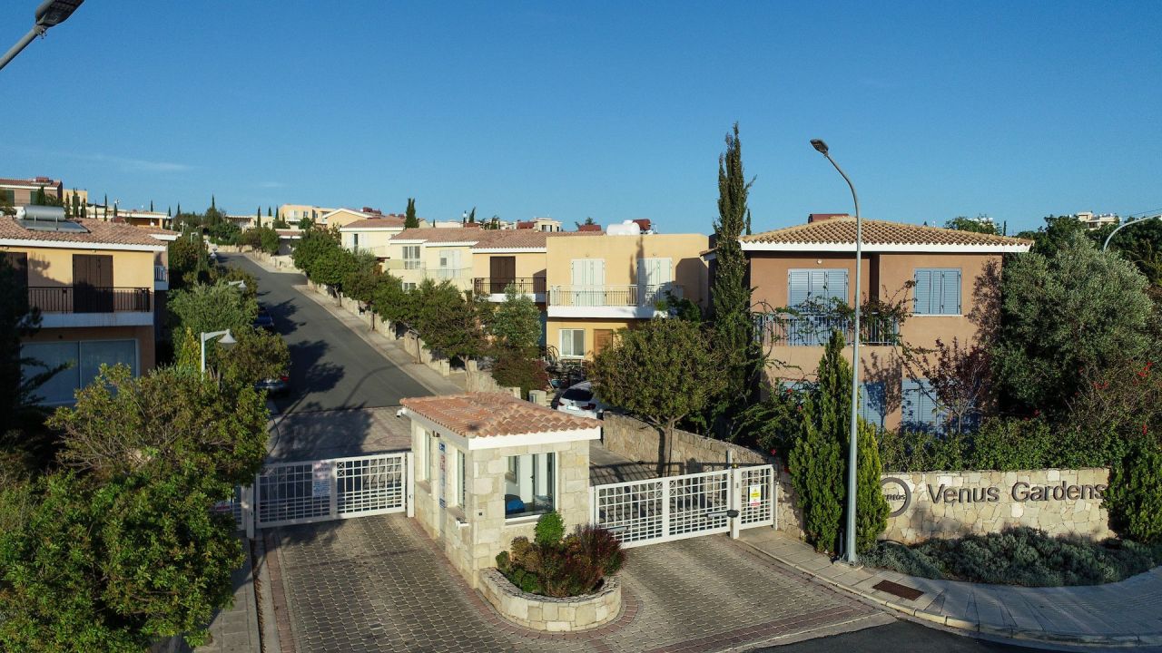 Apartment in Chlorakas, Cyprus, 84 m² - picture 13