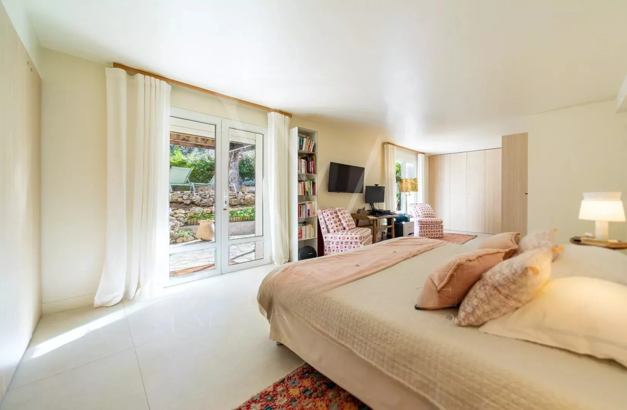 House in Cannes, France, 125 m² - picture 19