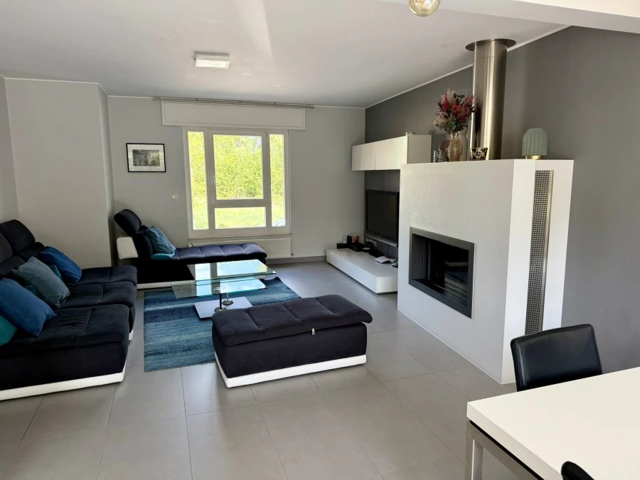 Flat in Luxembourg, Luxembourg, 145 m² - picture 3