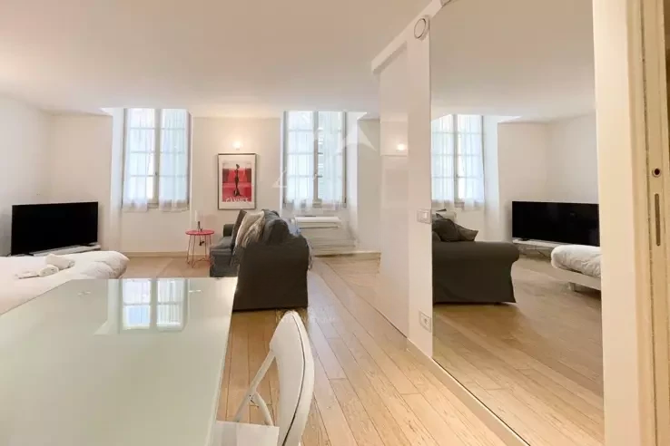 Flat in Cannes, France, 33 m² - picture 3