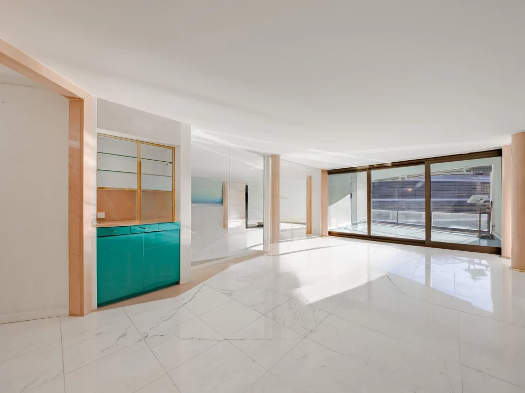 Flat in Monaco, Monaco, 192 m² - picture 1