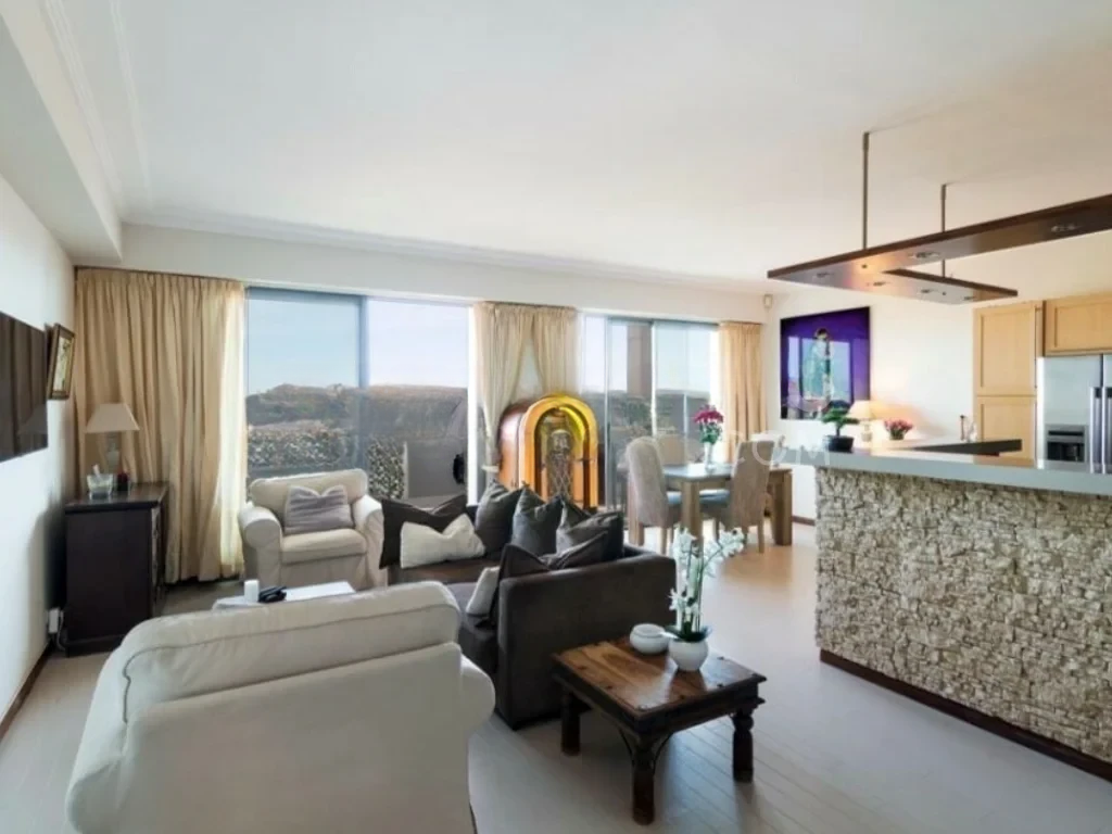 Flat in Les Moneghetti, Monaco, 138 m² - picture 3