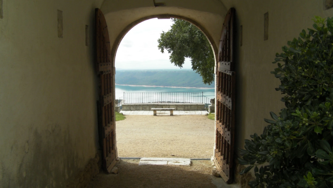 Flat in Cannes, France, 1 039 m² - picture 3