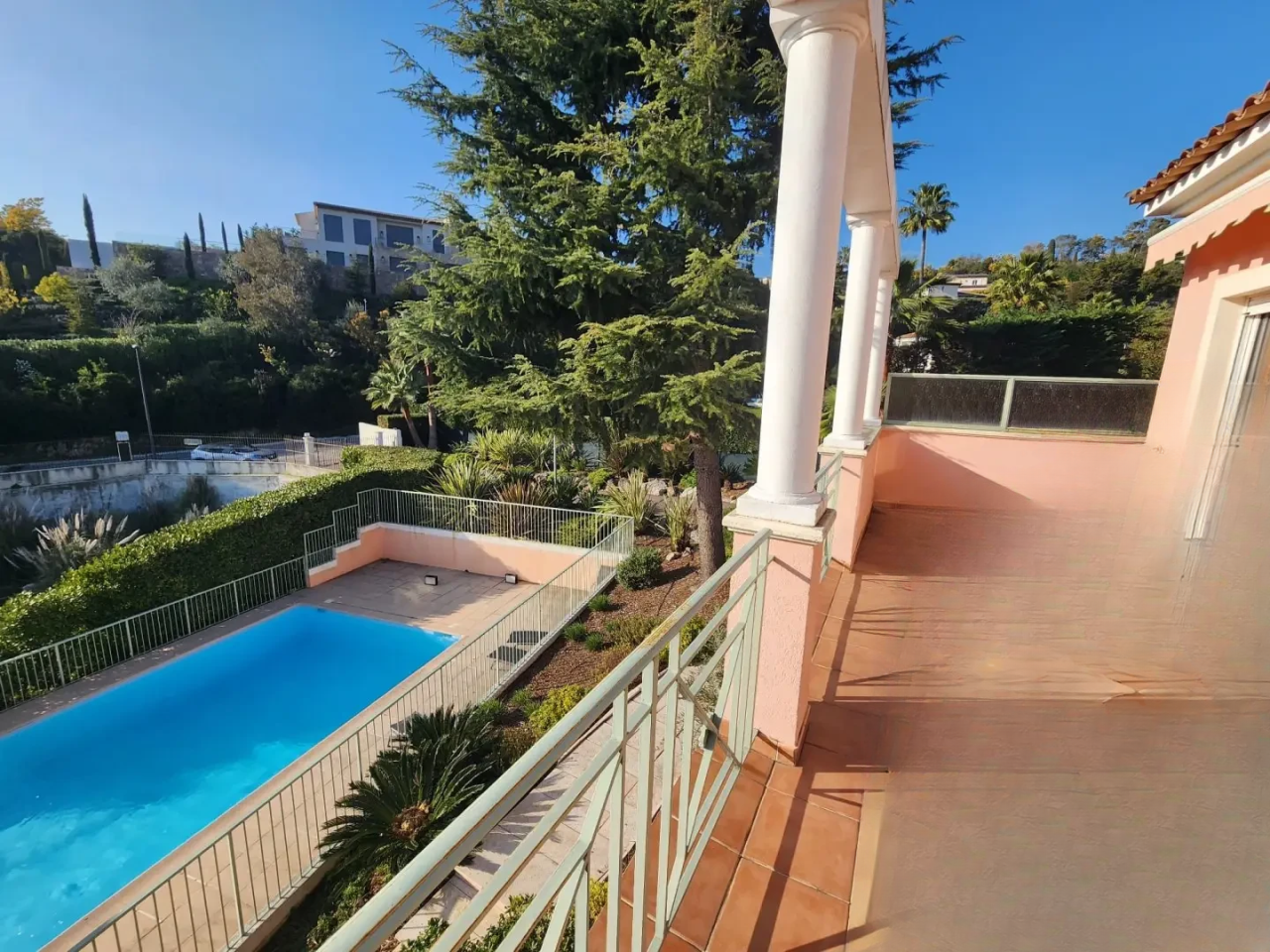 Flat in Cannes, France, 52 m² - picture 4