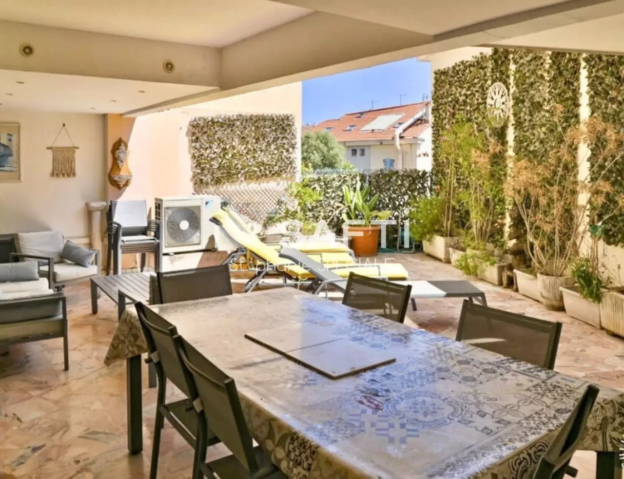 Flat in Cannes, France, 143 m² - picture 5