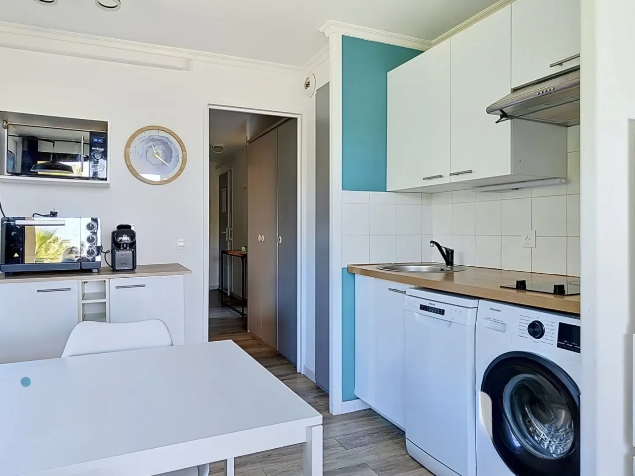 Flat in Cannes, France, 33 m² - picture 12
