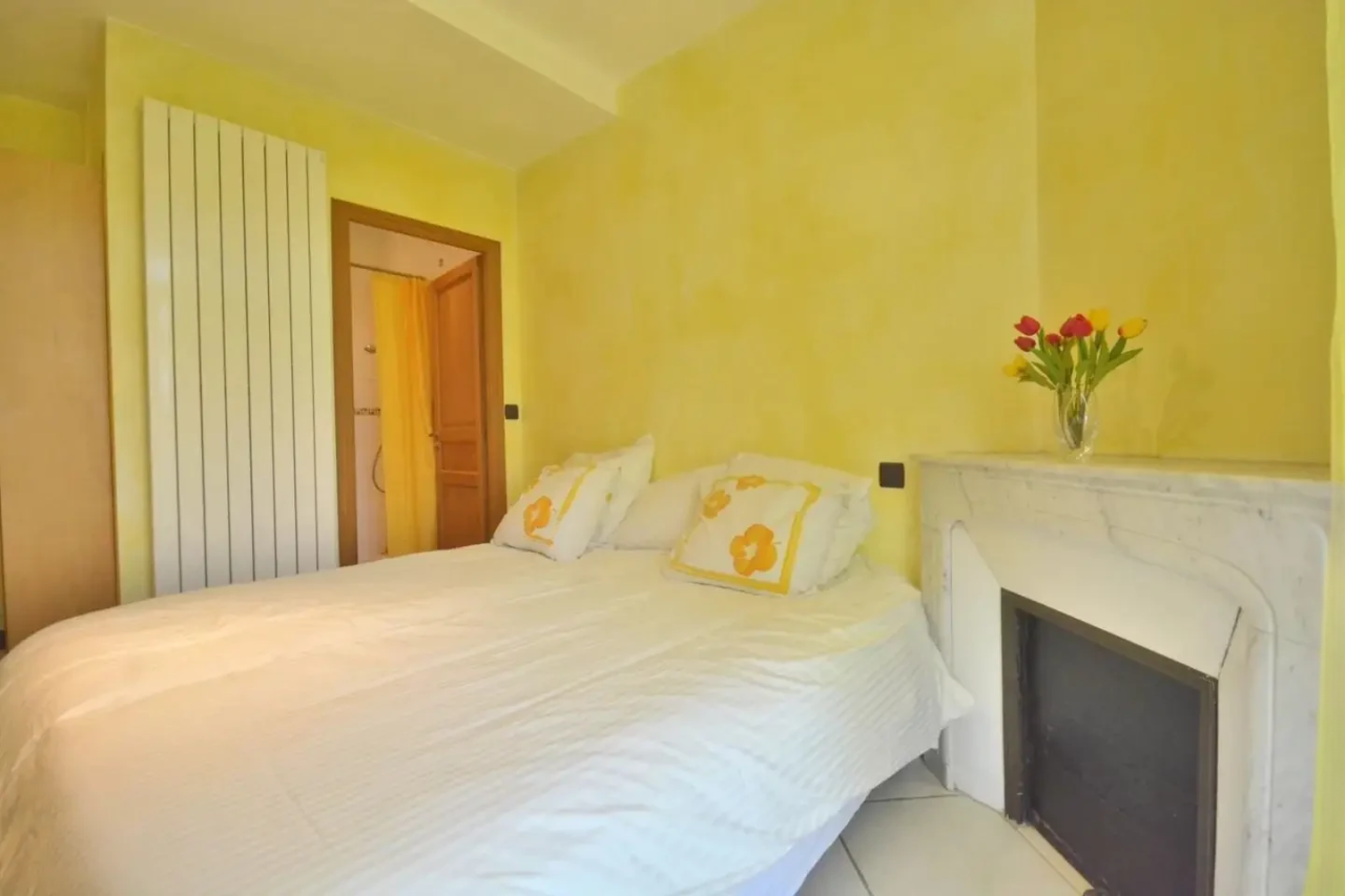 Flat in Cannes, France, 155 m² - picture 16