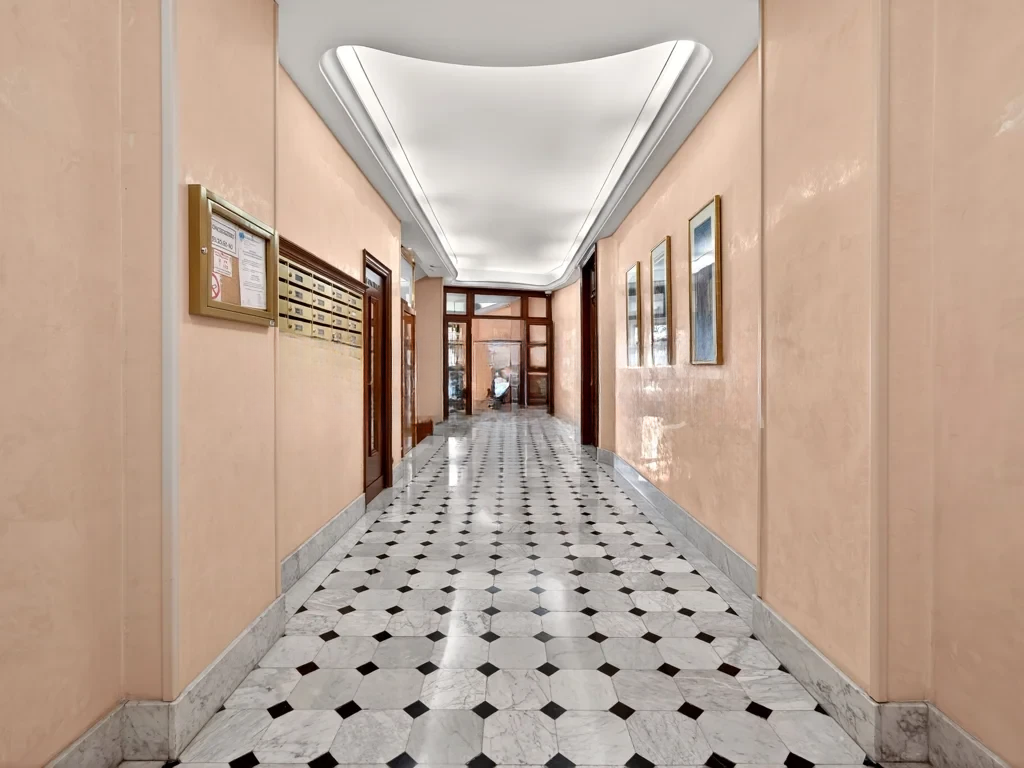 Appartement à Saint-Roman, Monaco, 60 m² - image 3