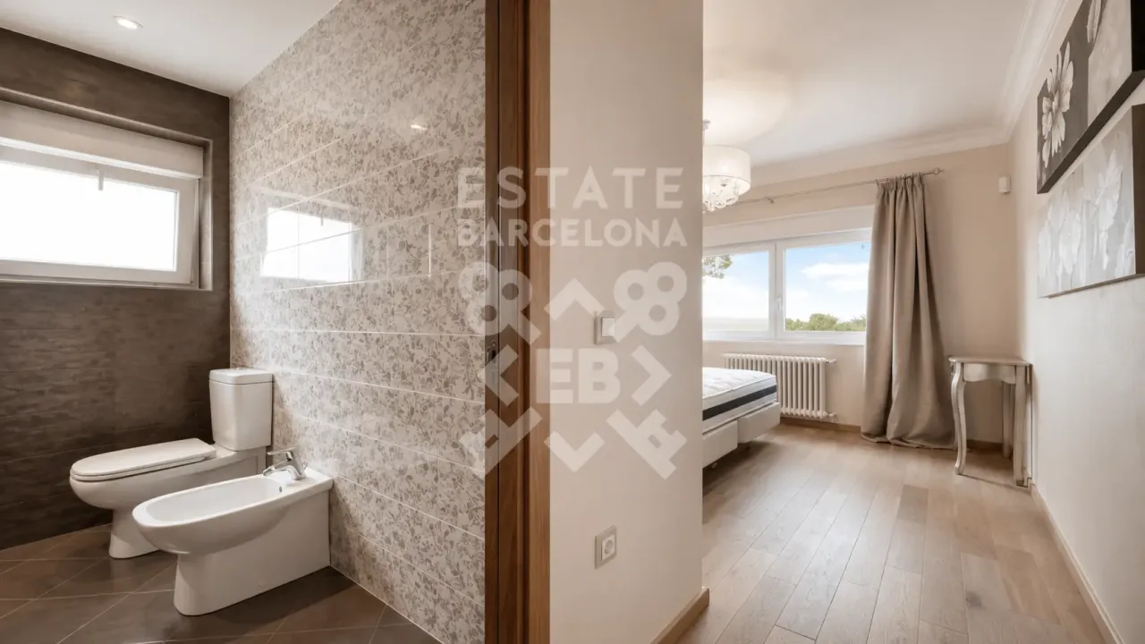 Villa en Blanes, España, 993 m² - imagen 14