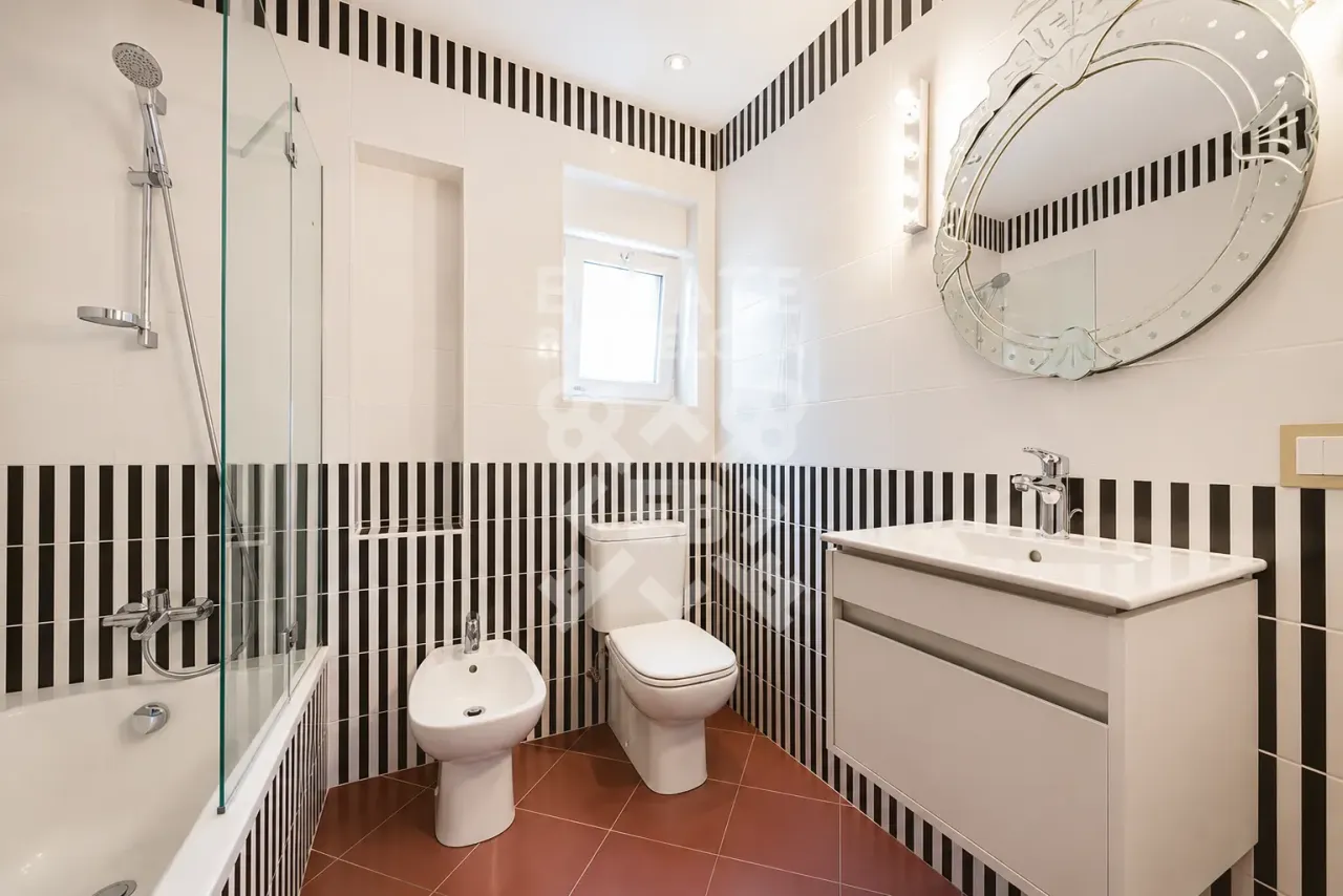 Villa en Blanes, España, 993 m² - imagen 15