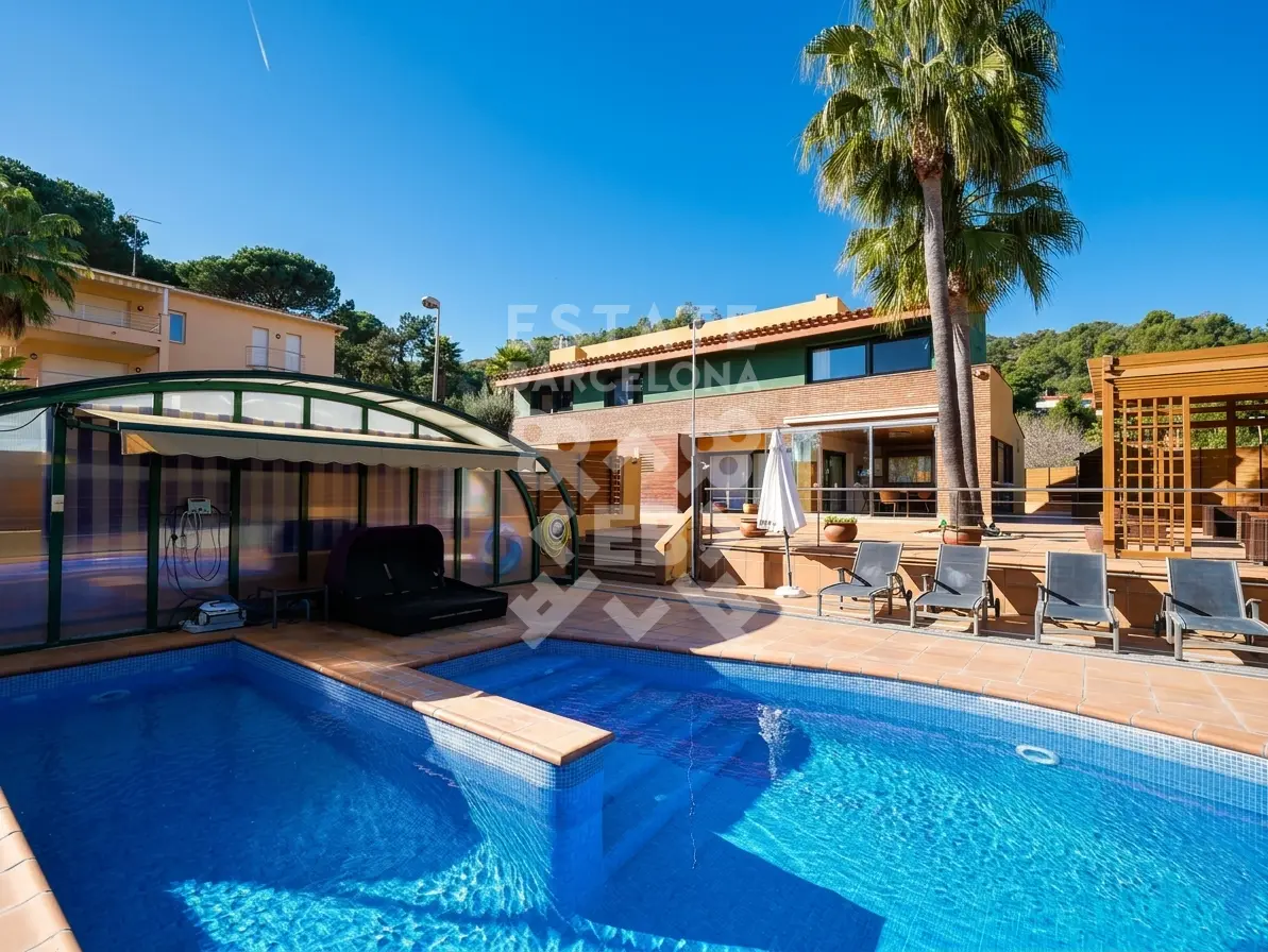 Villa a Blanes, Spagna, 330 m² - foto 2