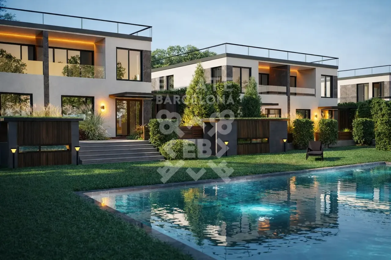 Stadthaus in Lloret de Mar, Spanien, 330 m² - Foto 2