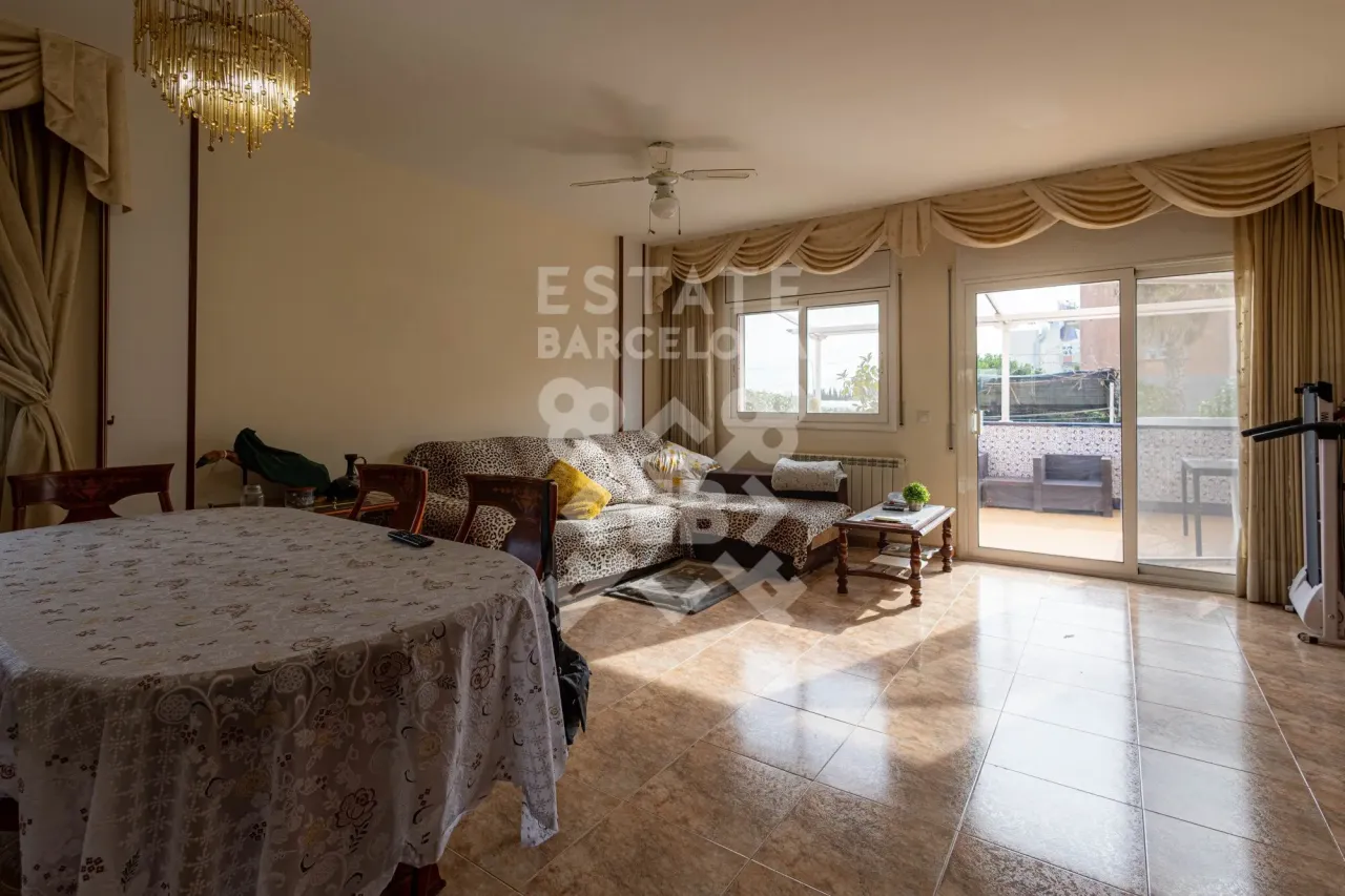 Piso en Pineda de Mar, España, 143 m² - imagen 4