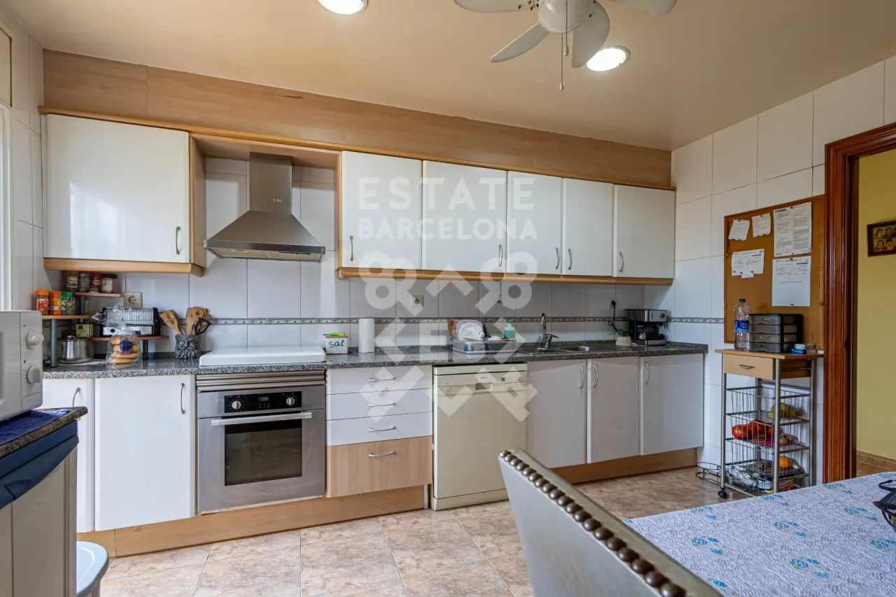 Piso en Pineda de Mar, España, 143 m² - imagen 5