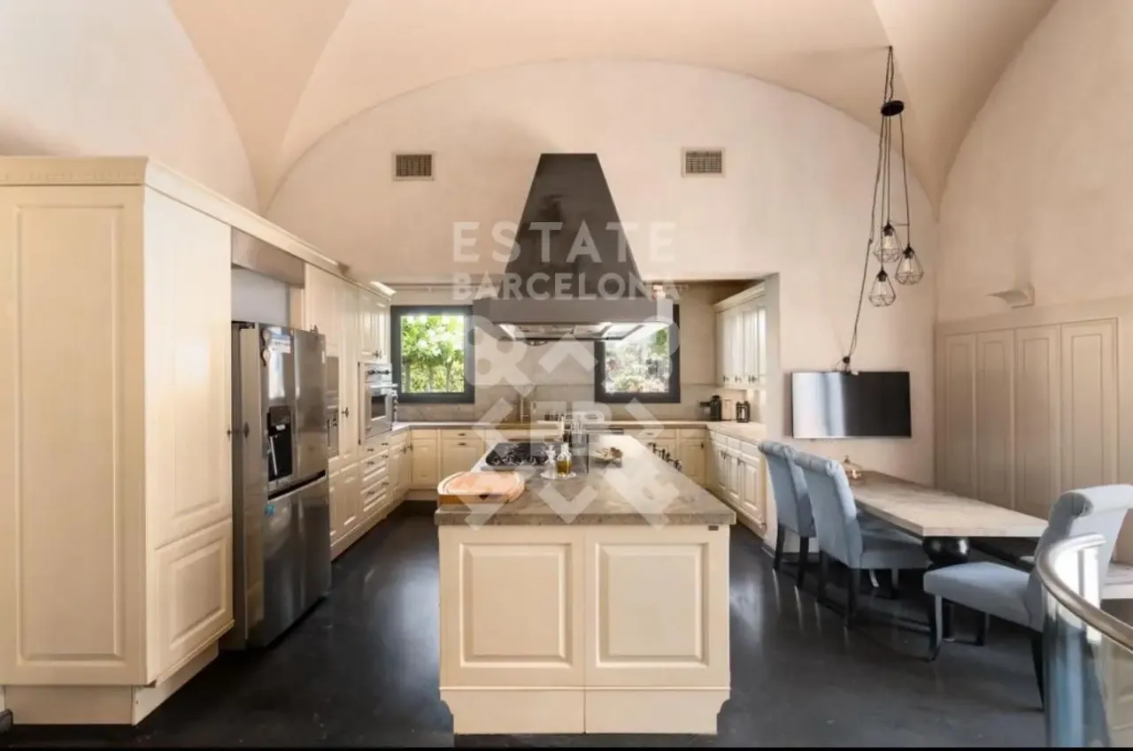Villa in Sant Andreu de Llavaneres, Spanien, 1 755 m² - Foto 12